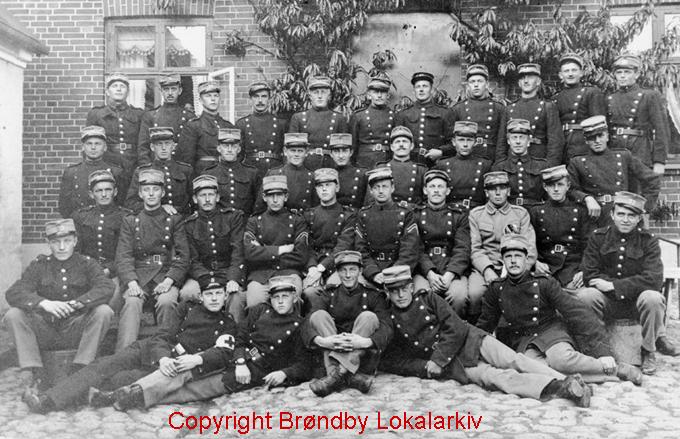 Soldater indkvarteret på Sydgården 1914