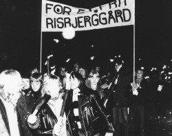 Fakkeltog - demonstration for et frit Risbjerggaard, 1980.