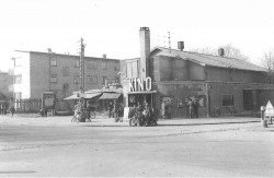 Hvidovre Kino blev indviet i 1940 og måtte lade livet i 1963 i forbindelse med anlægget af Vestmotorvejen.
(Foto HLA)