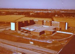 Avedøre Gymnasium (i dag Hvidovre Gymnasium) 1976.