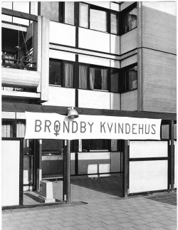 Brøndby Strand havde mange forskellige foreninger, her Brøndby Strand Kvindehus i 1976.