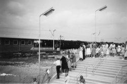 Brøndbyøster Station åbner d. 17. juni 1953.